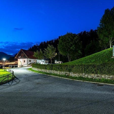 Camping & Caravan Zoncolan Ovaro Kültér fotó